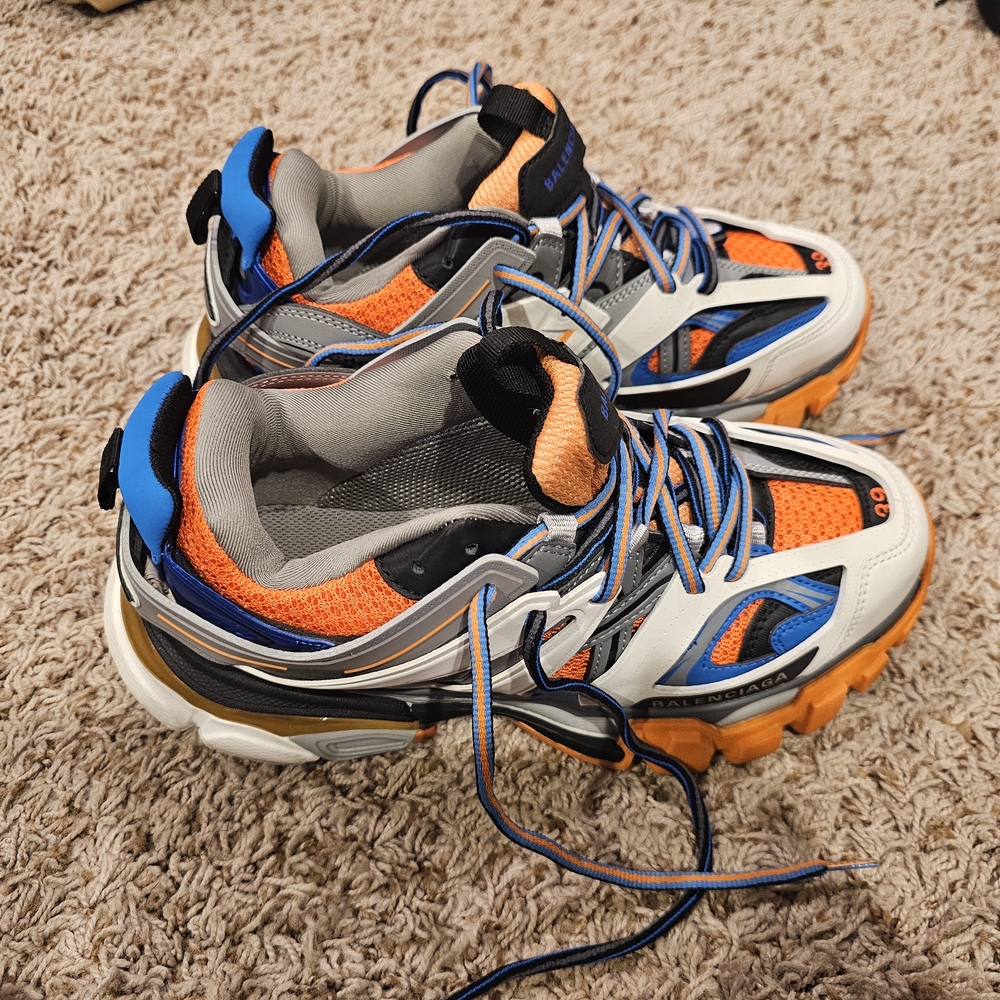 MEN BALENCIAGA RUNNER SNEAKER ORANGE / WHITE / BLUE / US 9 RUNS SMALL